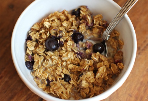 Easy Sunday Brunch Recipes - Baked Oatmeal with Blueberries - One ...
