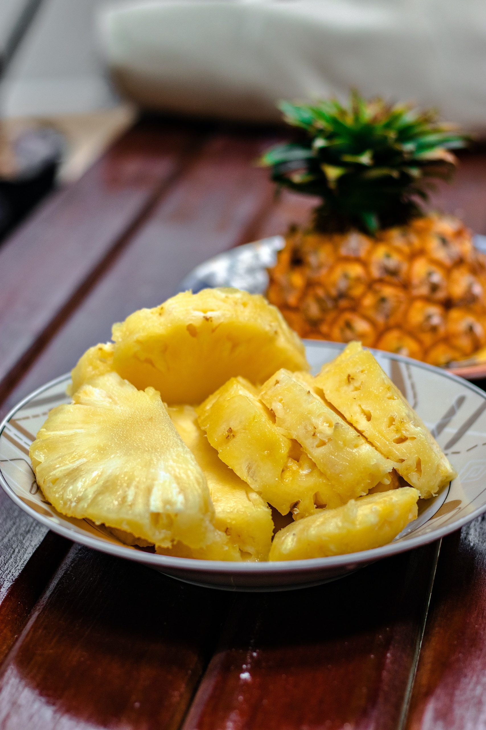 https://www.onehundreddollarsamonth.com/wp-content/uploads/2023/12/maui-gold-pineapple-scaled.jpg