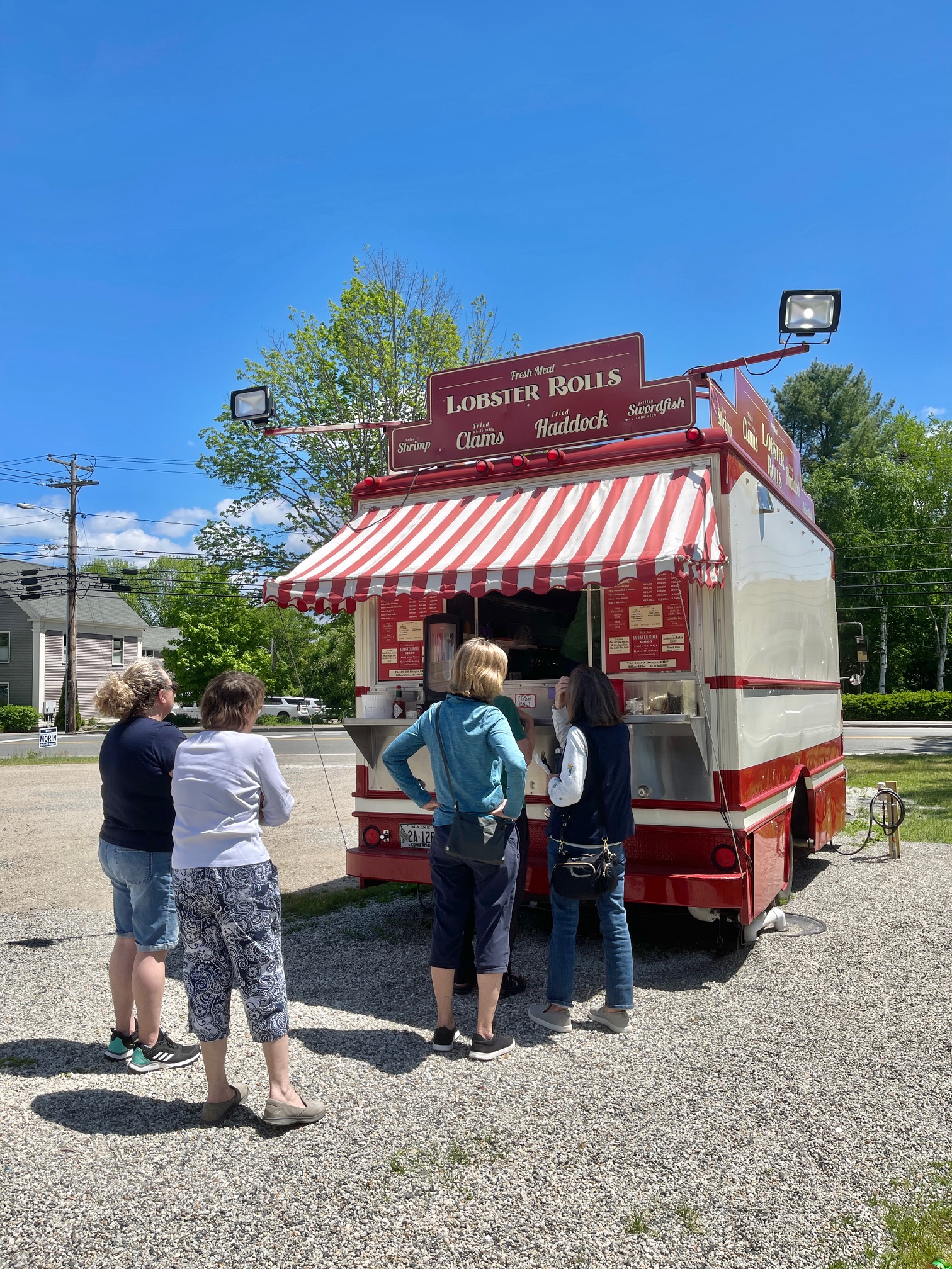 The Ocean Roll ~ An Antique Truck Serving Maine Seafood